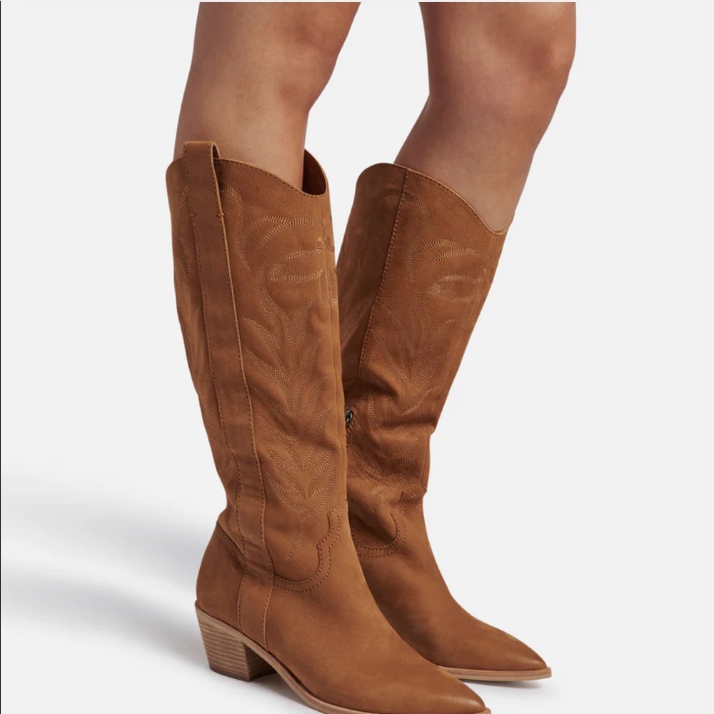 Dolce Vita solei boots